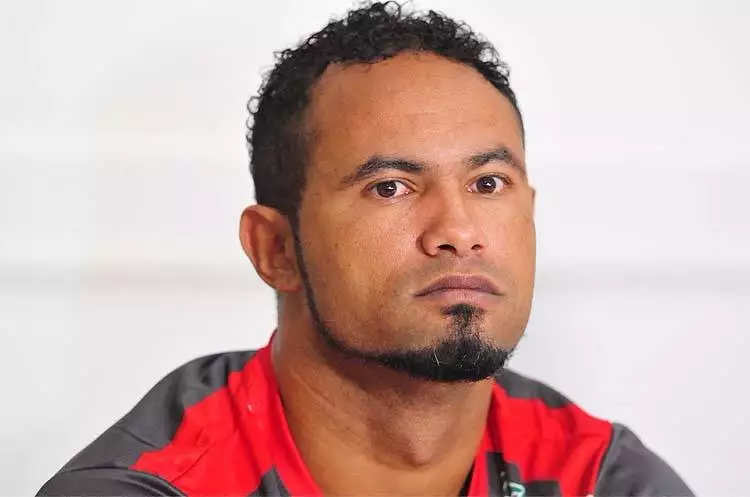 Justiça concede liberdade condicional ao goleiro Bruno