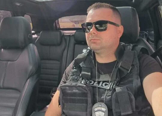 Falso policial ameaça vizinhos e funcionários em condomínio de Santana de Parnaíba