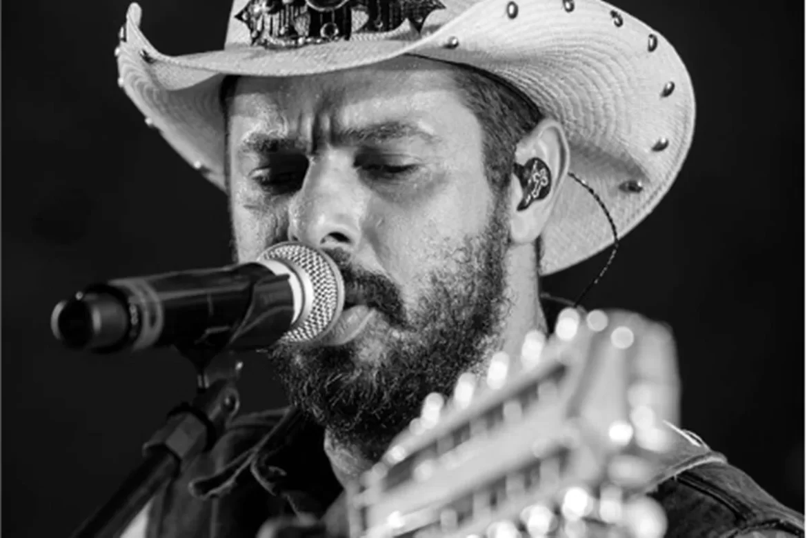 Morre cantor sertanejo João Carreiro, aos 41 anos