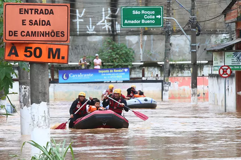 Itapevi completa 65 anos com o desafio de acabar com enchentes e melhorar a área da saúde