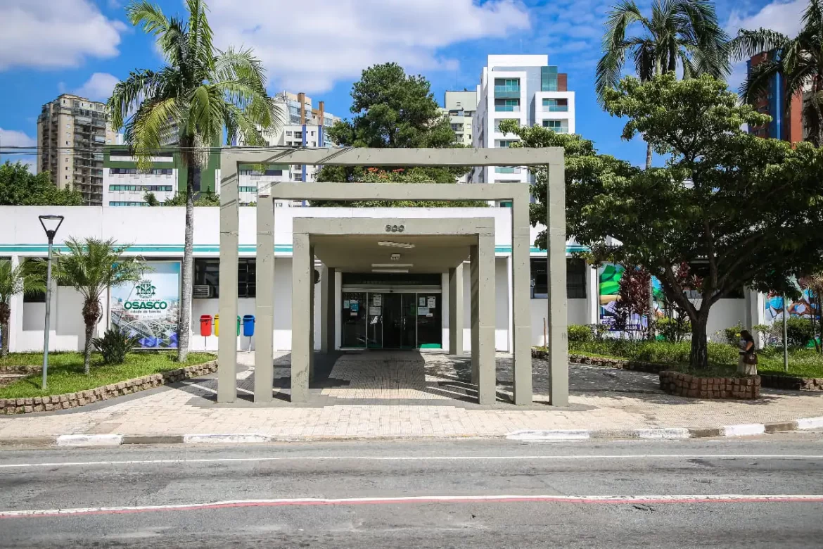 Prefeitura de Osasco abre concurso público com 510 vagas com salário de até R$ 8.500; Inscrições iniciam nesta segunda (8)