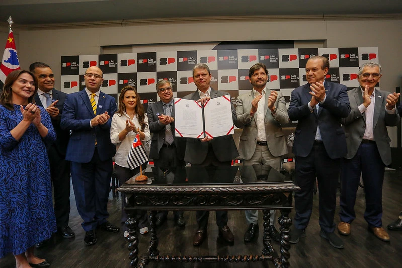 Governador Tarcísio de Freitas sanciona Projeto de Lei da deputada Bruna Furlan