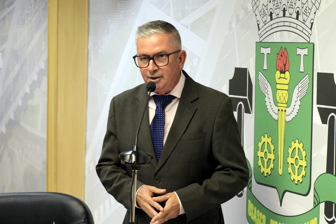 Dinei Simão assume cadeira na Câmara de Osasco no lugar do vereador Ribamar Silva