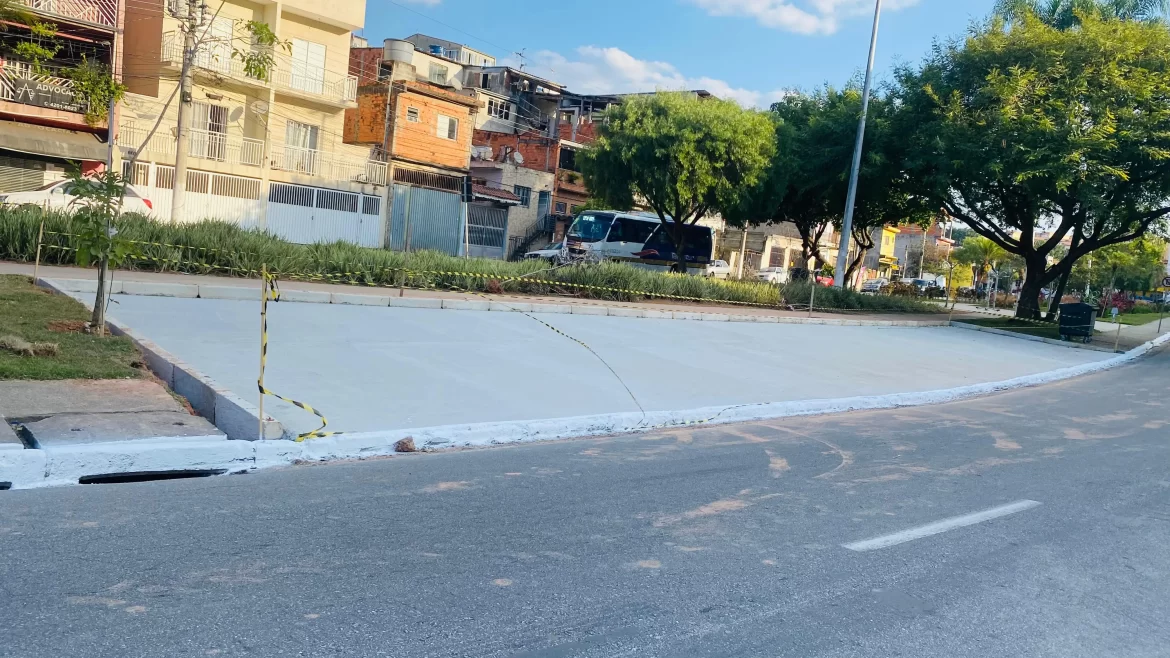 Com indicação de Levi Gobert, Prefeitura de Barueri atende pedido de moradores e constrói estacionamento no Jardim Paulista