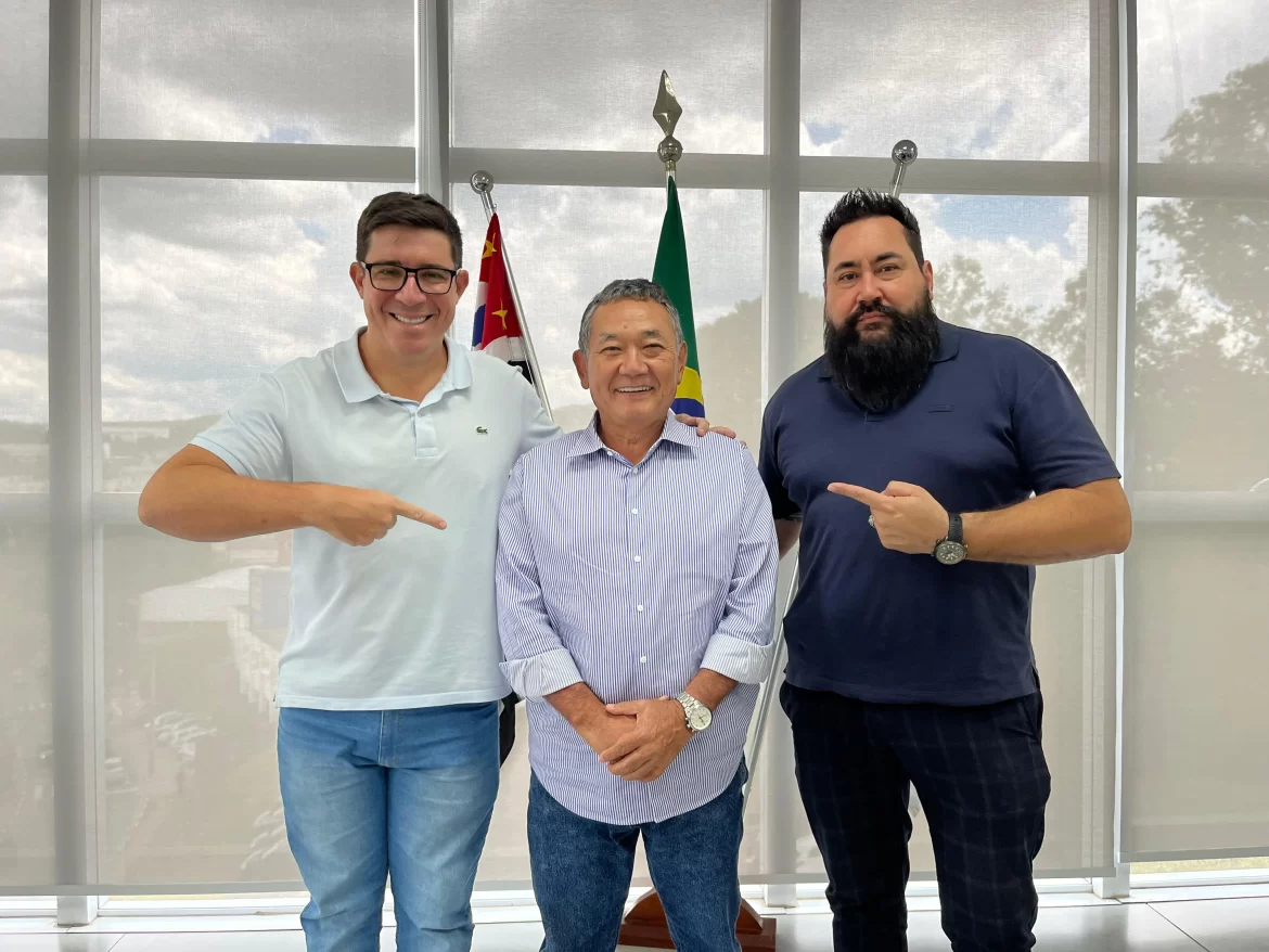 Após especulações, Eric Furlan reafirma apoio ao governo de Dr. Sato em Jandira