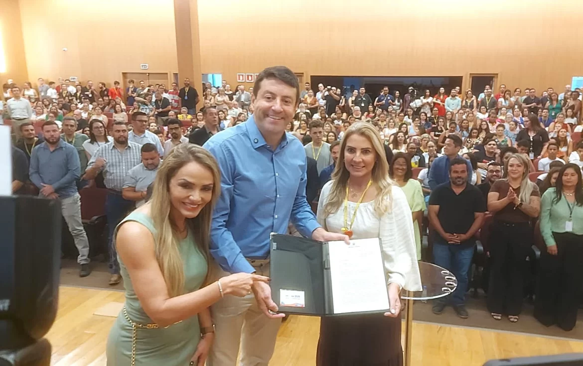 Santana de Parnaíba: Elvis Cezar oficializa Fábrica de Programadores para formar talentos em tecnologia