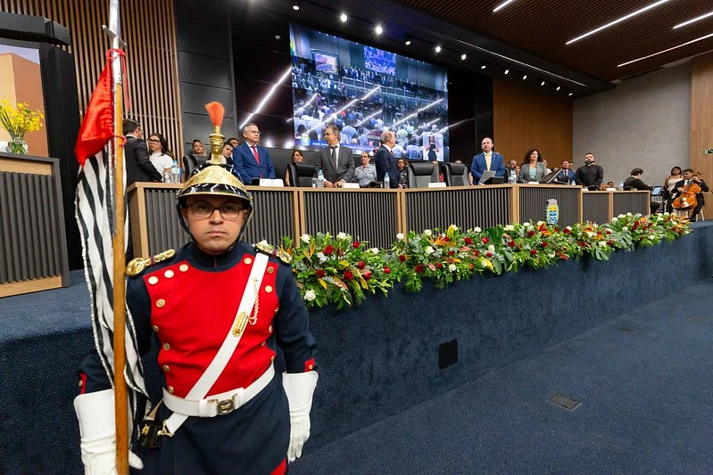 Wilson Zuffa moderniza cerimônia de aniversário de Barueri, emociona público e recebe elogios