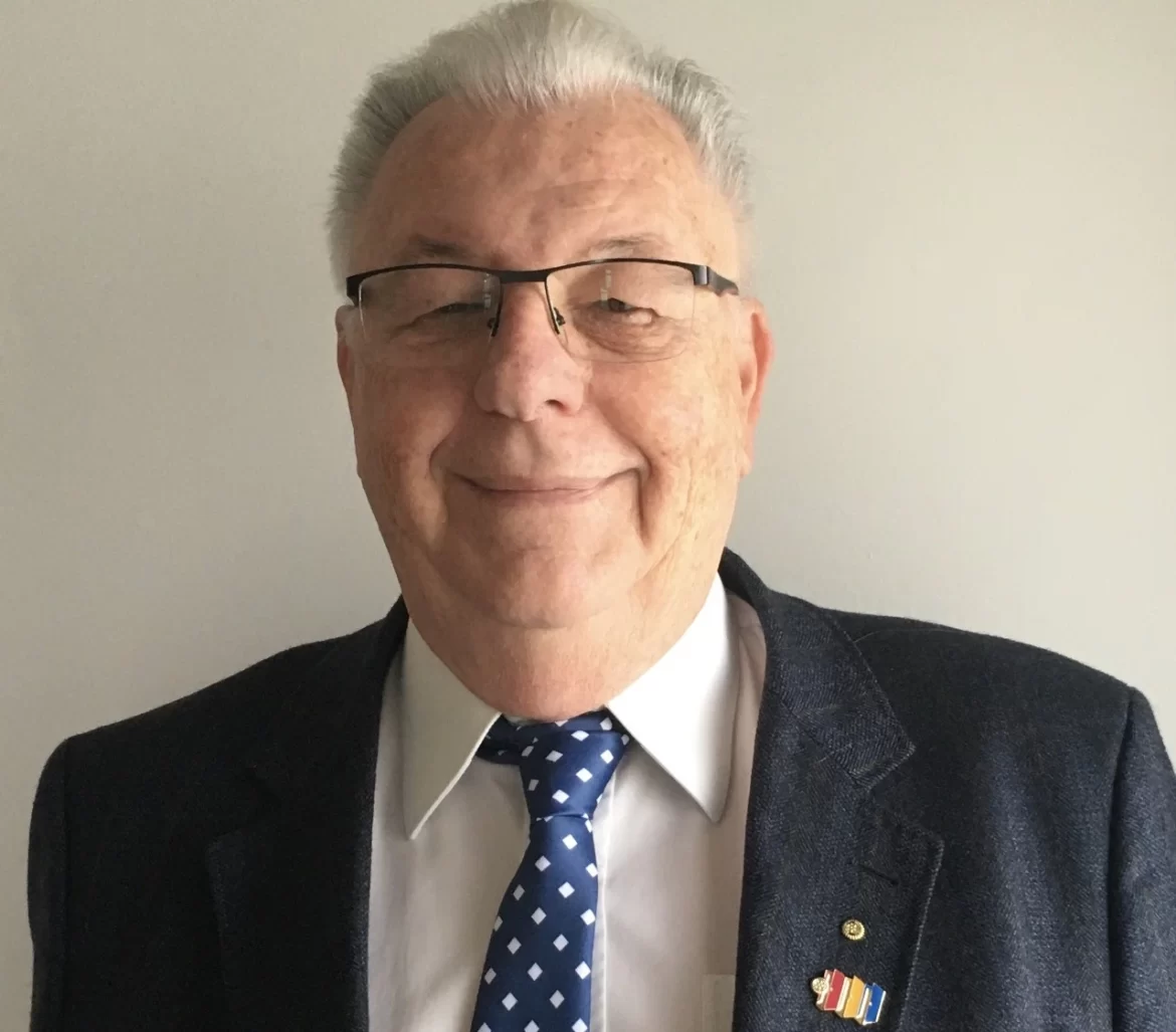 Conexão virtual e a alienação real – por Celso Tracco