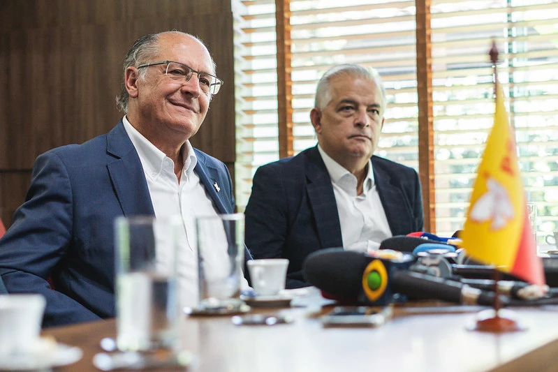 PSB quer usar Alckmin como ponte para atrair tucanos insatisfeitos e fortalecer projeto de Márcio França em SP