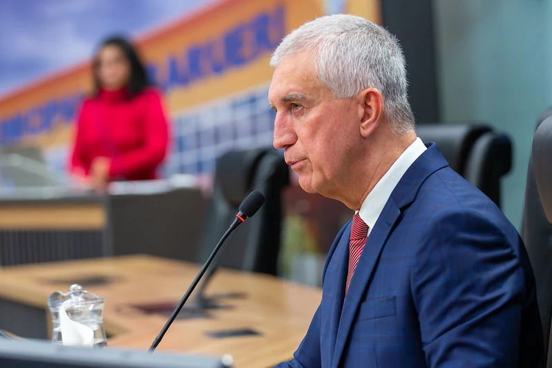 Barueri vai investir R$ 1,2 bilhão na saúde em 2025, mais que o exigido por lei