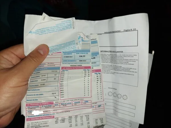 Contas de luz sobem em SP: Reajuste da Enel entra em vigor com alta de até 15,77%