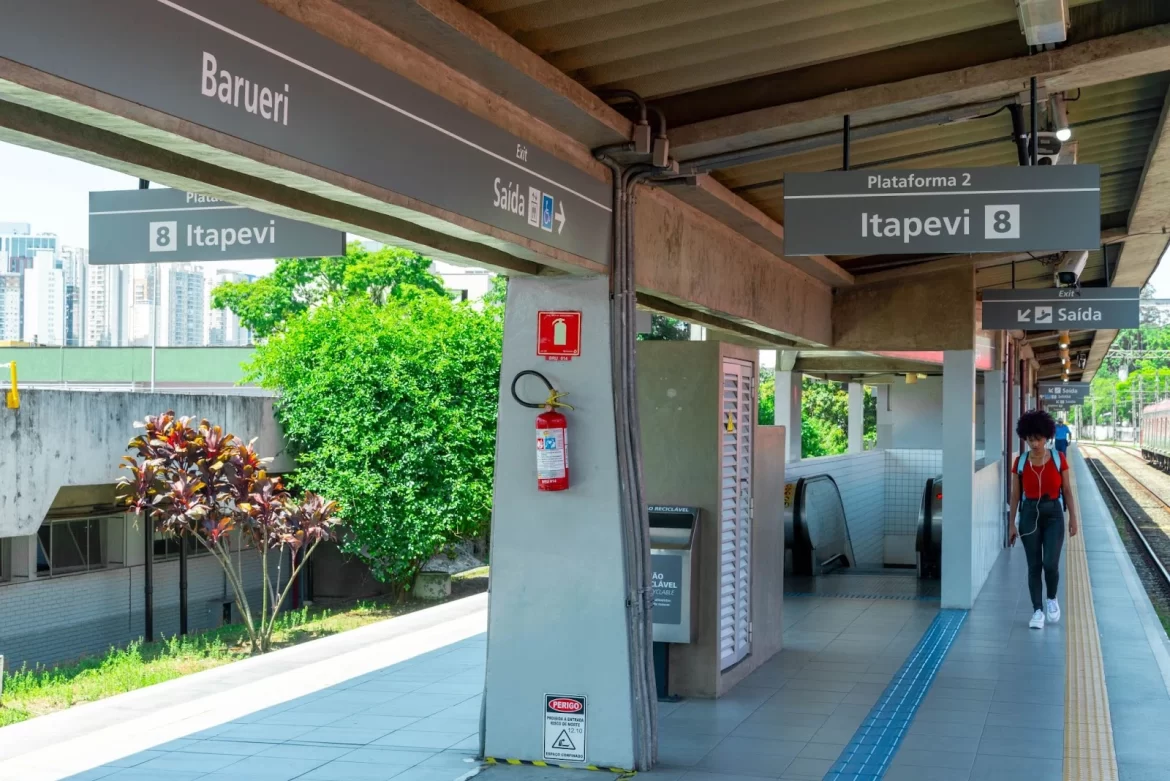 ViaMobilidade abre mais de 180 vagas de emprego nas linhas 8-Diamante e 9-Esmeralda