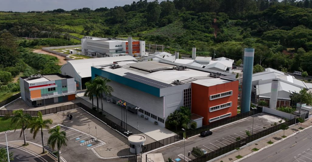 Etec Barueri se destaca com dois cursos entre os mais concorridos no Vestibulinho 2025