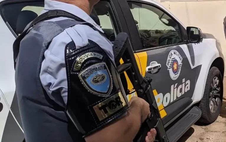 Traficantes são presos com drogas no estômago na rodovia Castello Branco, em Barueri