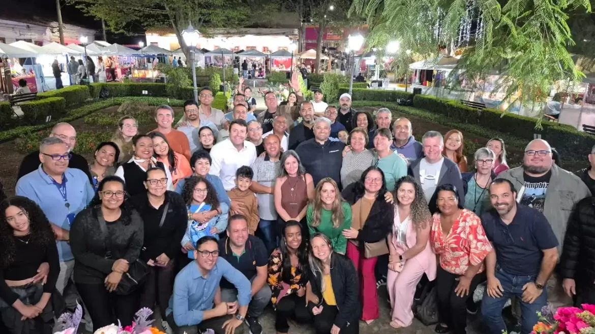 Elvis Cezar abre Feira da Mulher Empreendedora e anuncia novos investimentos em Santana de Parnaíba