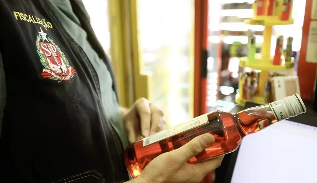 Barueri, Carapicuíba e Itapevi têm casos descartados de intoxicação por metanol em bebidas