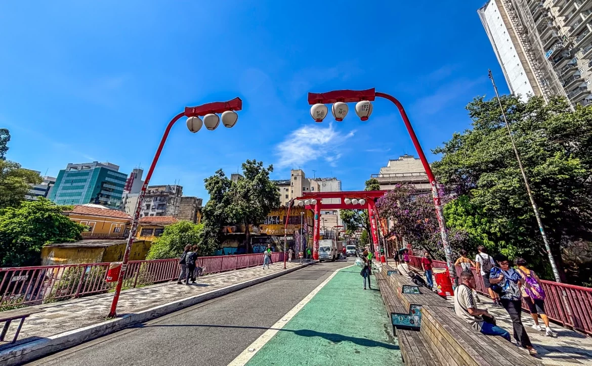 Bairro da Liberdade é eleito um dos 25 melhores destinos turísticos do mundo