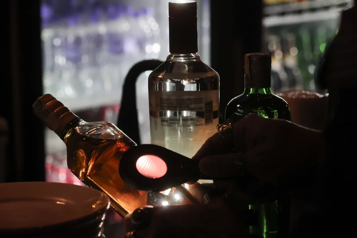 Osasco tem dois casos confirmados e cinco em investigação de intoxicação por metanol