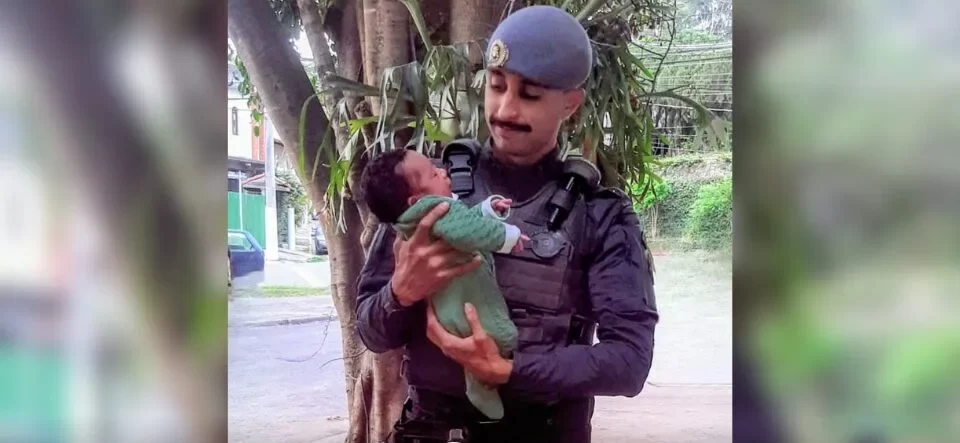 Policiais do BAEP salvam recém-nascido engasgado em Barueri