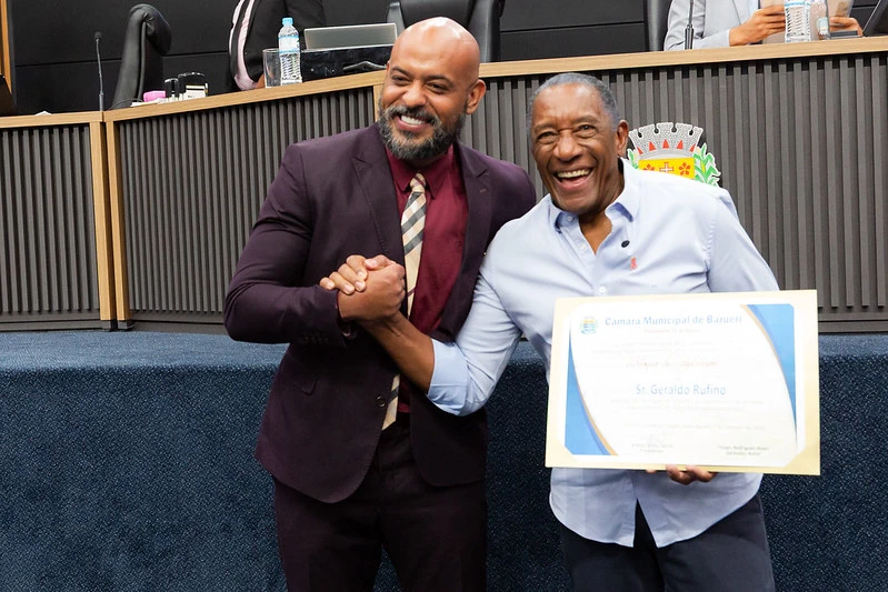 Geraldo Rufino é homenageado na Câmara Municipal de Barueri por trajetória de superação e inspiração