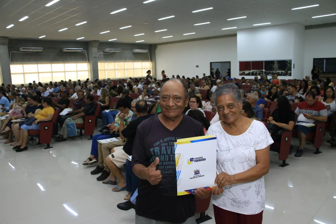 Santana de Parnaíba entrega 1,5 mil escrituras e alcança 10 mil imóveis regularizados