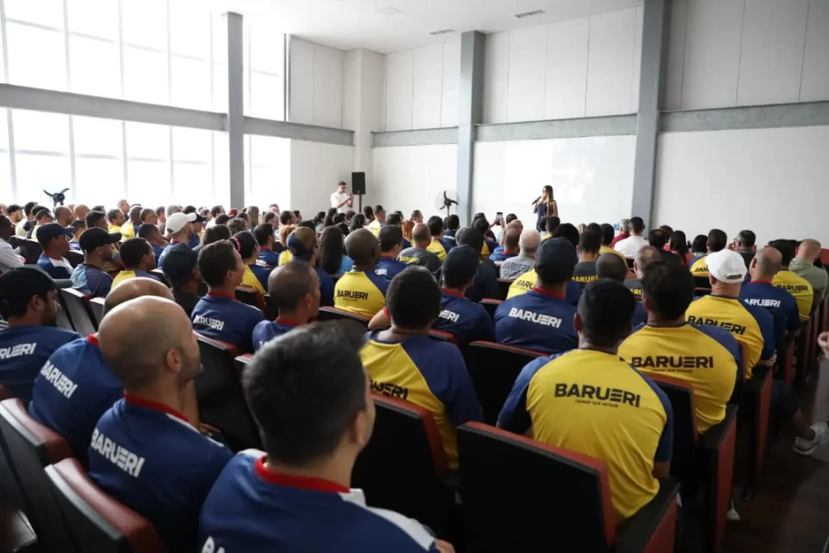 Secretaria de Esportes de Barueri promove capacitação com foco em preparação psicológica e integração da equipe