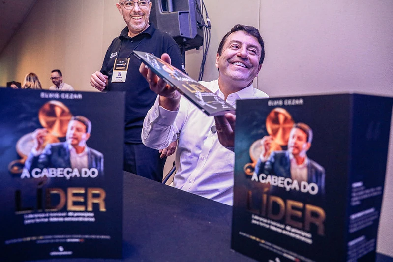 Liderança e inspiração: Elvis Cezar lança novo livro na segunda (10)