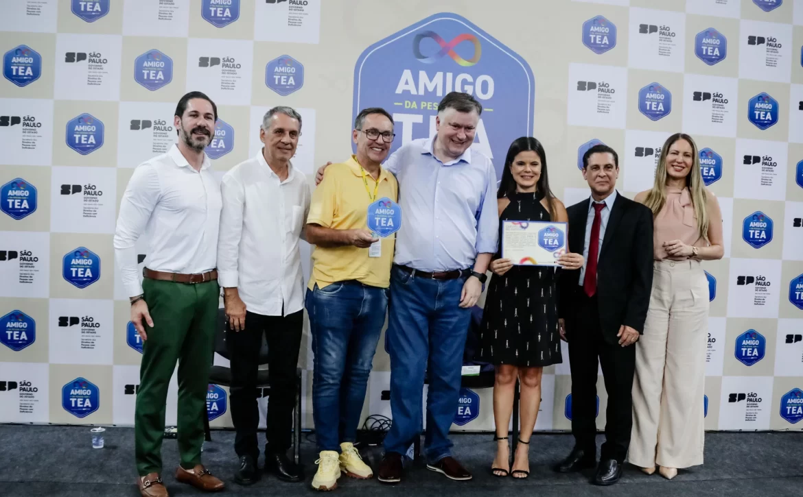 Santana de Parnaíba recebe selo “Amigo da Pessoa com TEA” por ações voltadas a pessoas com autismo