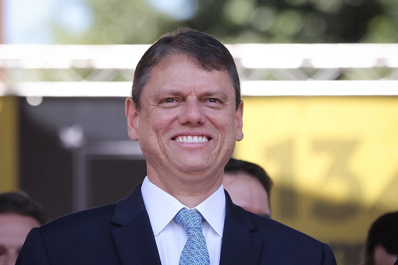 Pesquisa aponta aprovação de 60% para gestão de Tarcísio de Freitas em SP