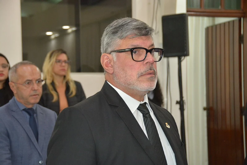 Justiça revê cassação de Alexandre Frota e devolve mandato de vereador em Cotia