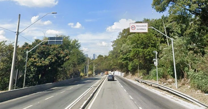 Radar começa a multar na Estrada dos Romeiros, em Barueri, a partir desta terça