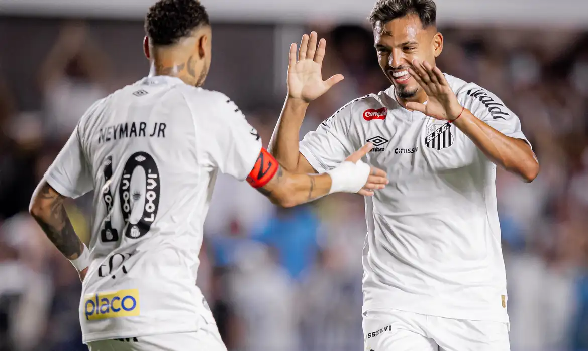 Santos goleia com estreia de Neymar e Paulistão define classificados às quartas