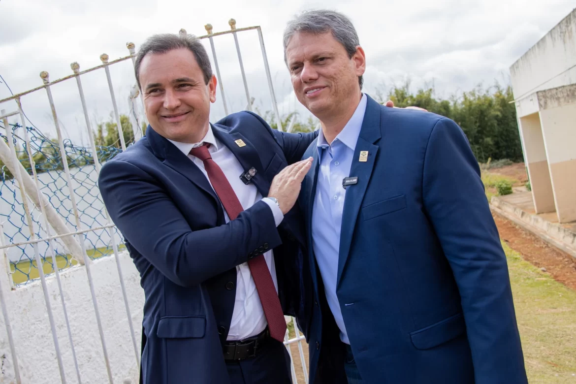 Tarcísio deve prestigiar posse de Gregório Maglio como presidente do CIOESTE, em Barueri