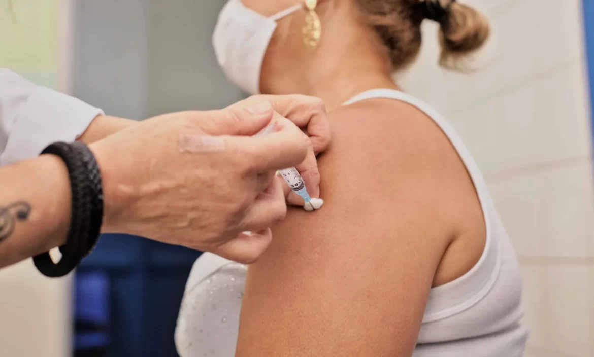 Cotia intensifica vacinação contra sarampo e febre amarela a partir desta segunda-feira