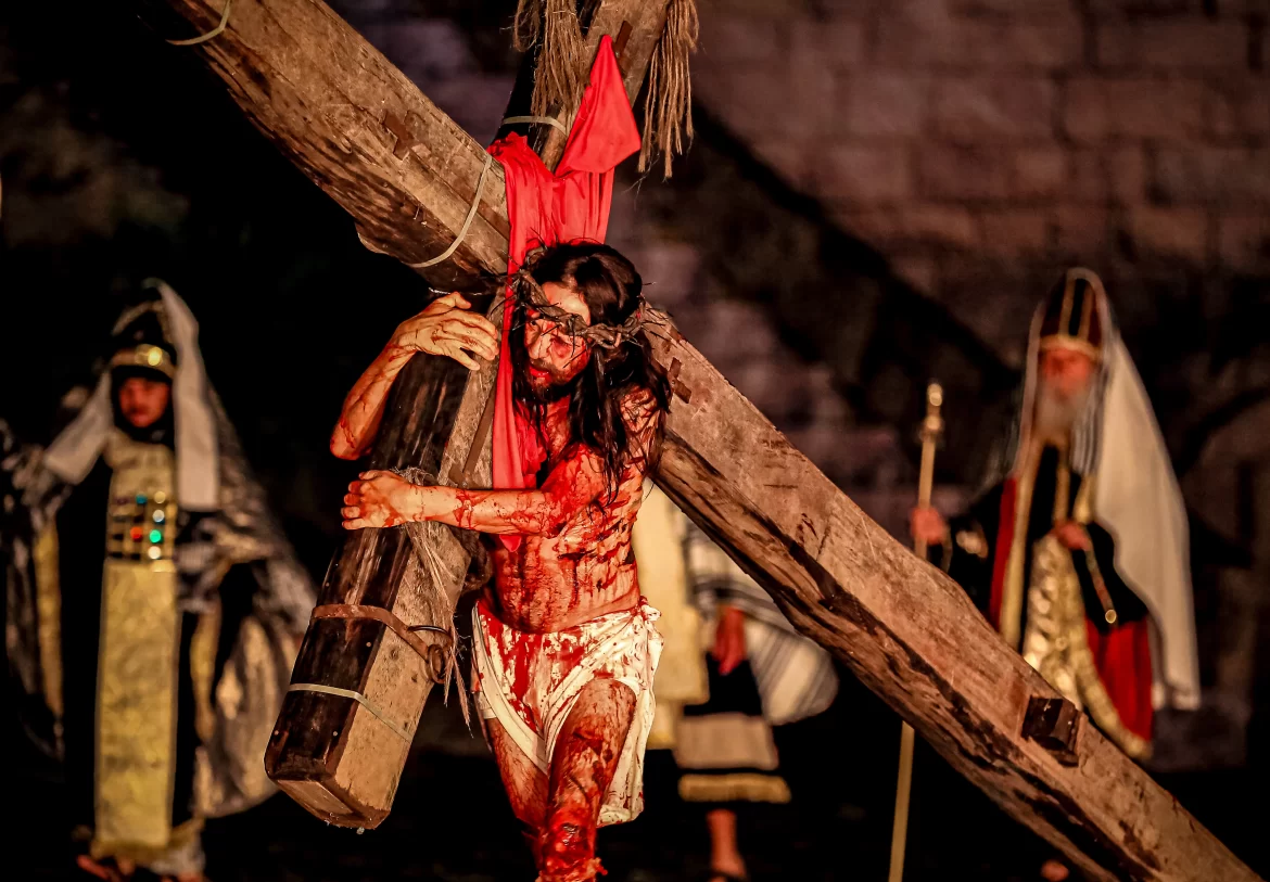 Santana de Parnaíba terá Drama da Paixão gratuito de 2 a 4 de abril com tema Moisés e os Dez Mandamentos
