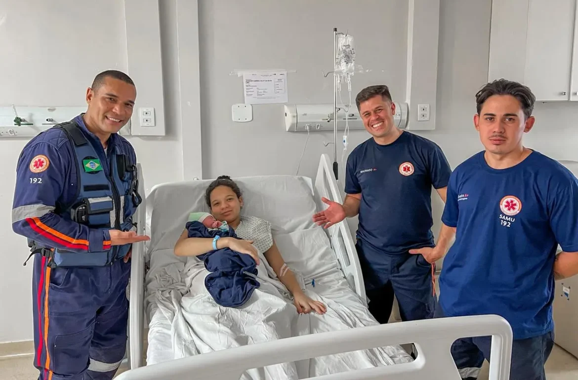 Bebê nasce dentro de ambulância durante atendimento em Cajamar