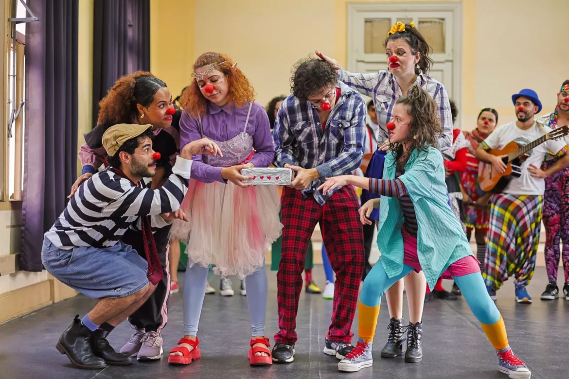 Escola de Teatro de SP abre 109 vagas gratuitas com inscrições até 15 de maio