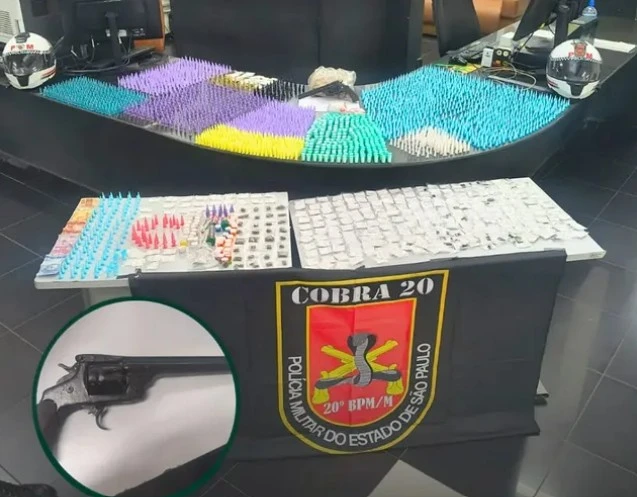 PM apreende mais de 3 mil porções de drogas no Engenho Novo, em Barueri