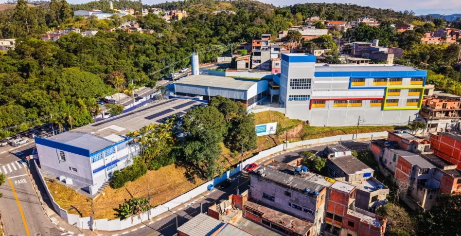 Santana de Parnaíba inaugura novo colégio e amplia vagas na Educação Infantil