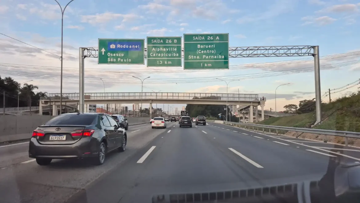Vai voltar pela Castello Branco? Veja os melhores horários para evitar o trânsito neste domingo