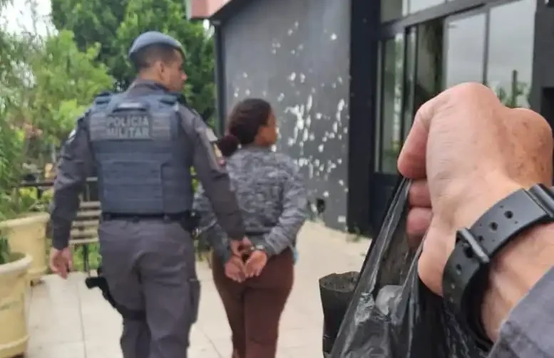 PM prende mulher com maconha, cocaína e crack em Barueri