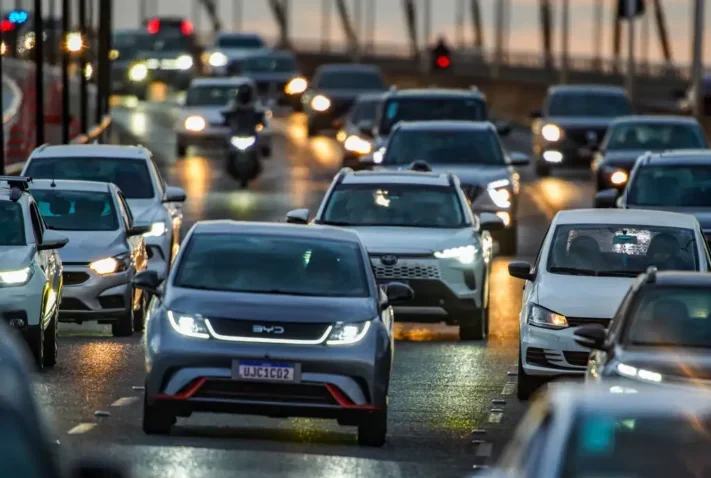 Greve da CPTM provoca mais de 2 mil km de congestionamento em São Paulo