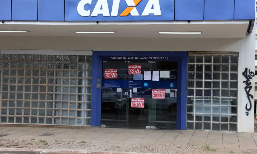 Caixa rejeita proposta e mantém greve nacional