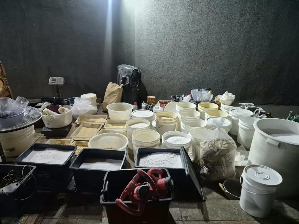 PM apreende quase 400 kg de drogas em refinaria no interior de SP