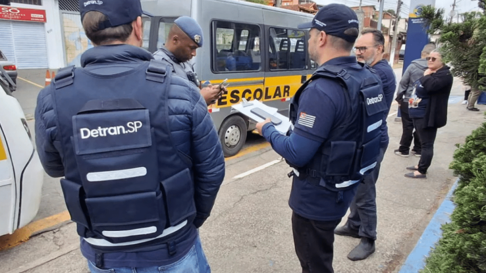 Detran-SP prorroga concurso com 145 vagas e salário de R$ 5,7 mil