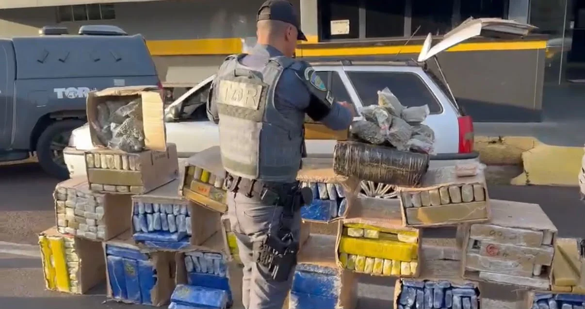 Polícia apreende 527 kg de drogas na Raposo Tavares