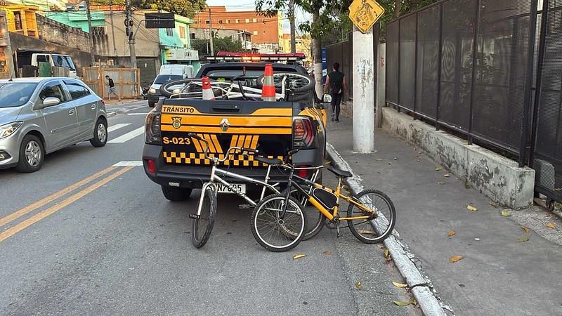 Barueri intensifica fiscalização contra “rabeira” e já recolheu 92 bicicletas