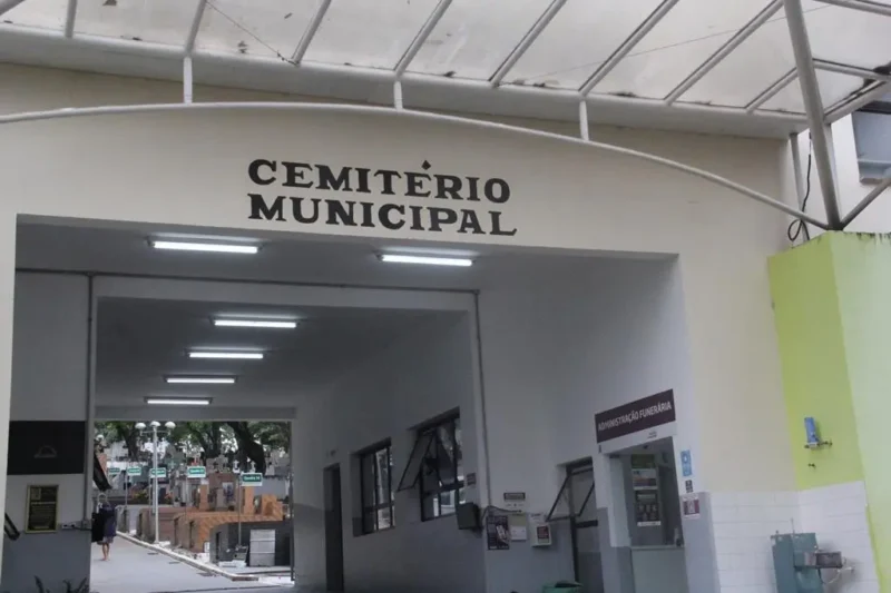 Finados em Barueri: veja horários do cemitério e das missas