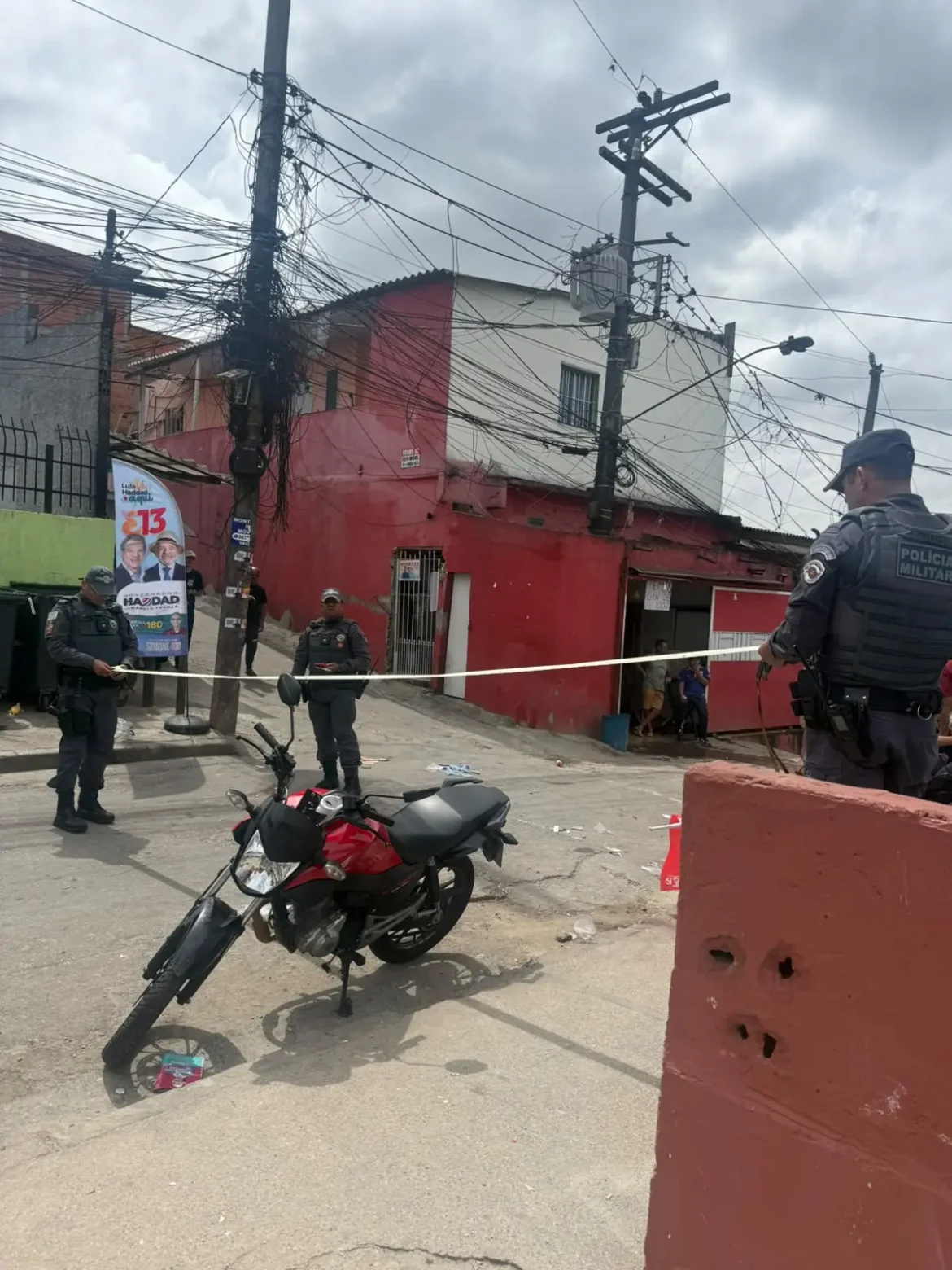 Motociclista tenta fugir da PM em Barueri e acumula mais de R$ 12 mil em multas