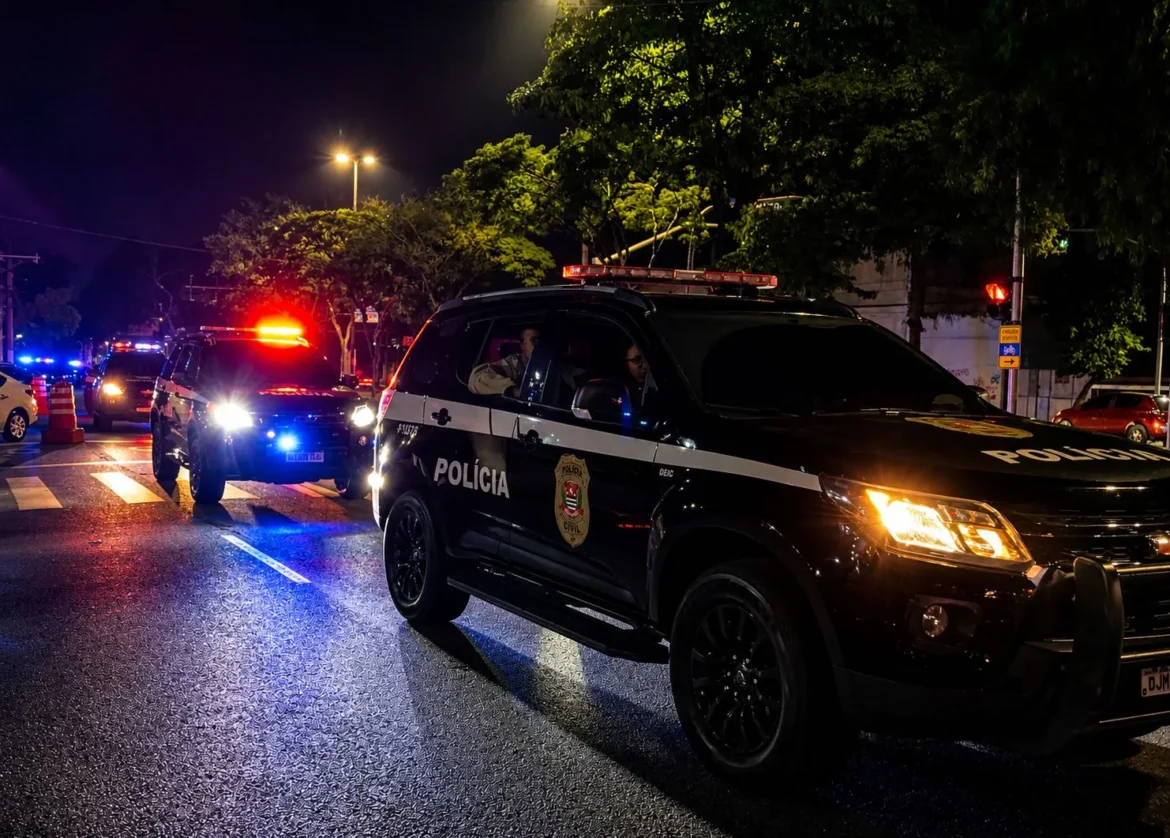 Polícia prende suspeito de roubar furgão com material radioativo